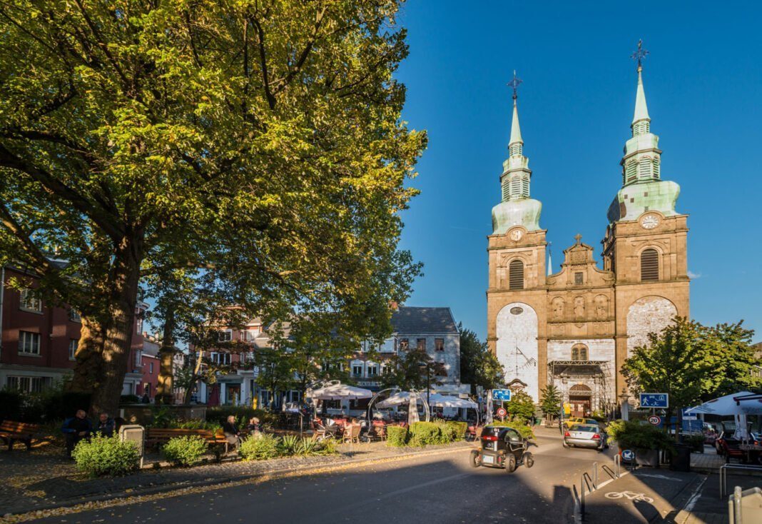 eupen-st-nikolaus-pfarrkirche-01-copyright-ostbelgieneu-dominik-ketz